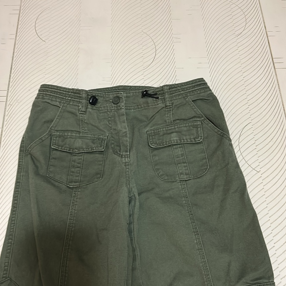 Brandy Melville  Green Cargo Pants - Picture 3 of 6
